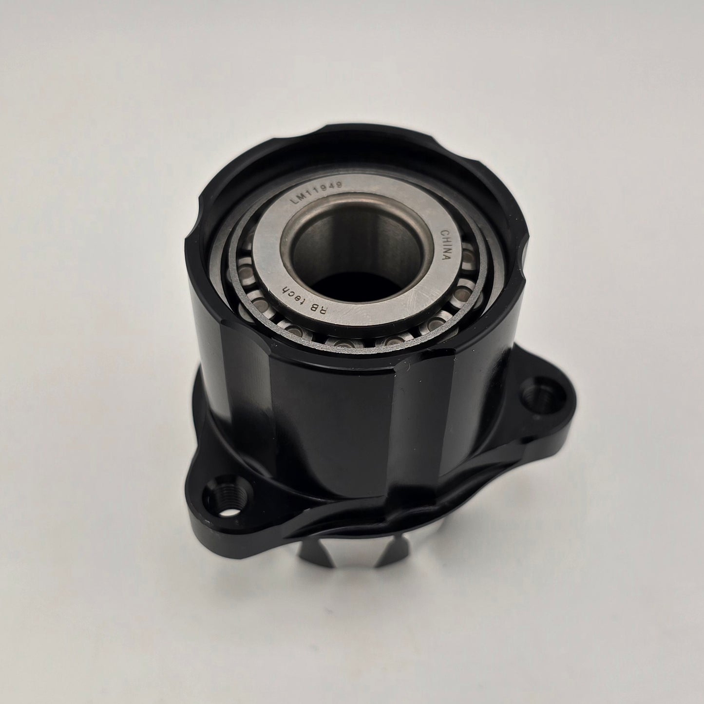 OLD STYLE Tapered Bearing Right Front Revolver Hub