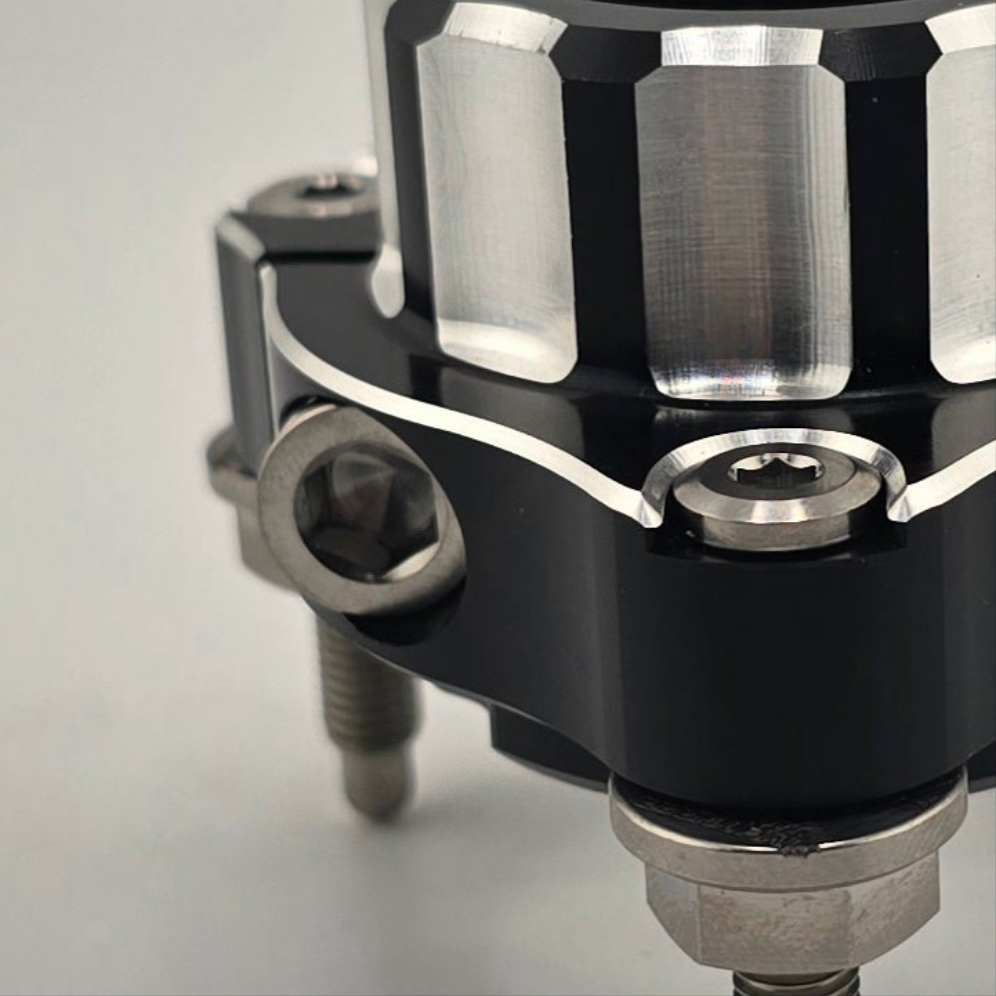 Revolver Hubs - Single Pinch Bolt Rear Hub
