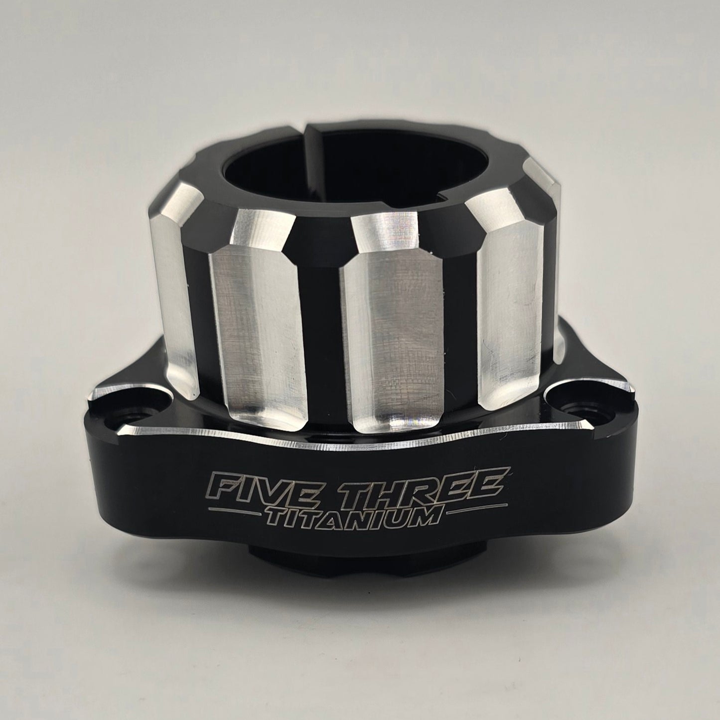 Revolver Hubs - Dual Pinch Bolt Rear Hub