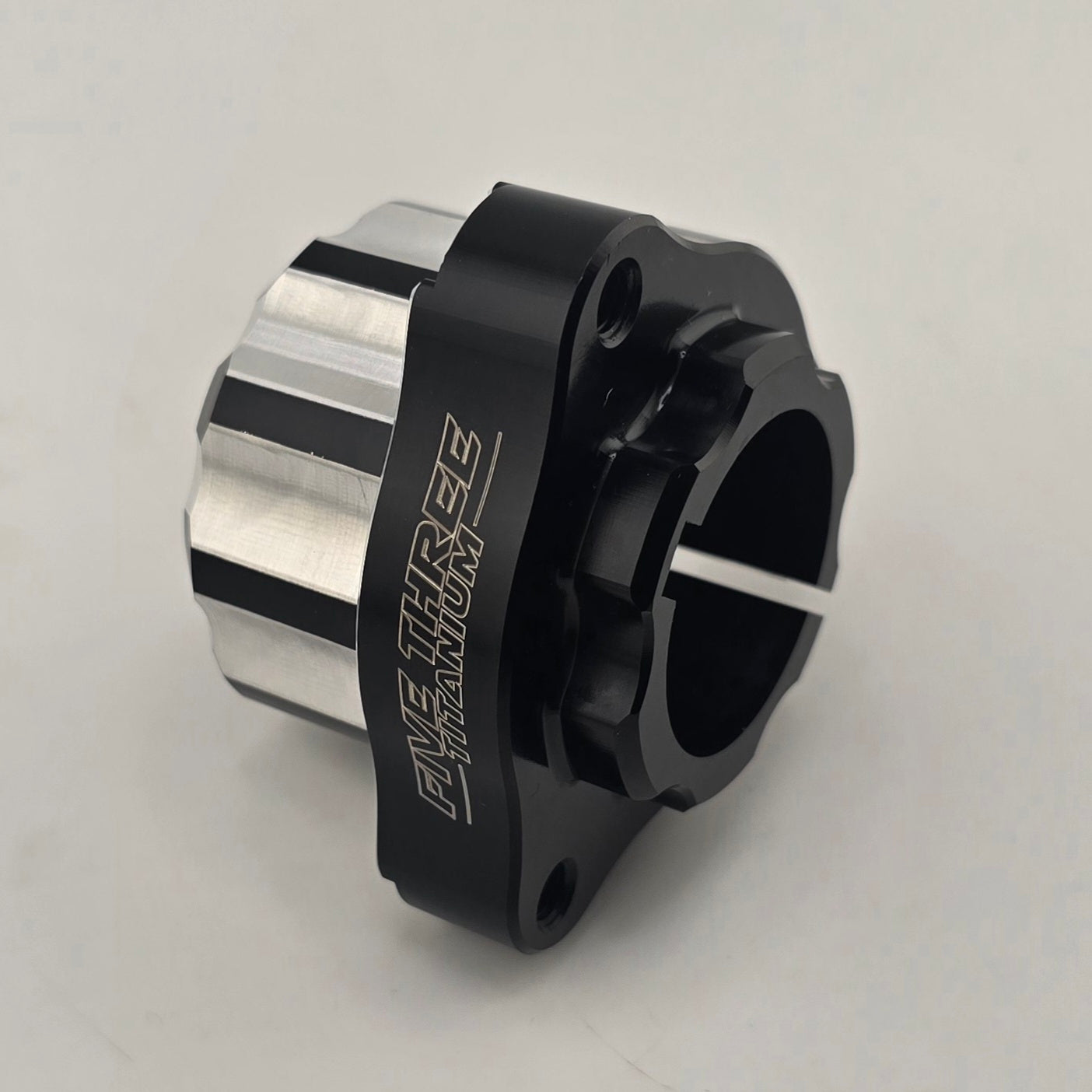 Revolver Hubs - Dual Pinch Bolt Rear Hub